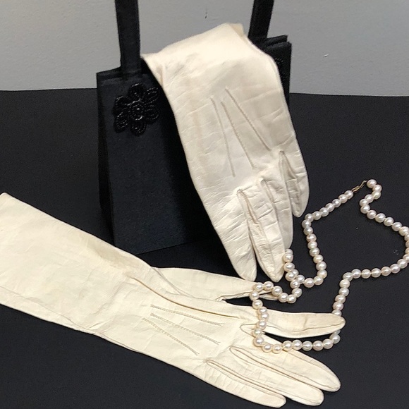 Vintage 50s Milore Kid Leather Gloves, Retro Cream Gloves, Sz  6 1/2 - Picture 7 of 10